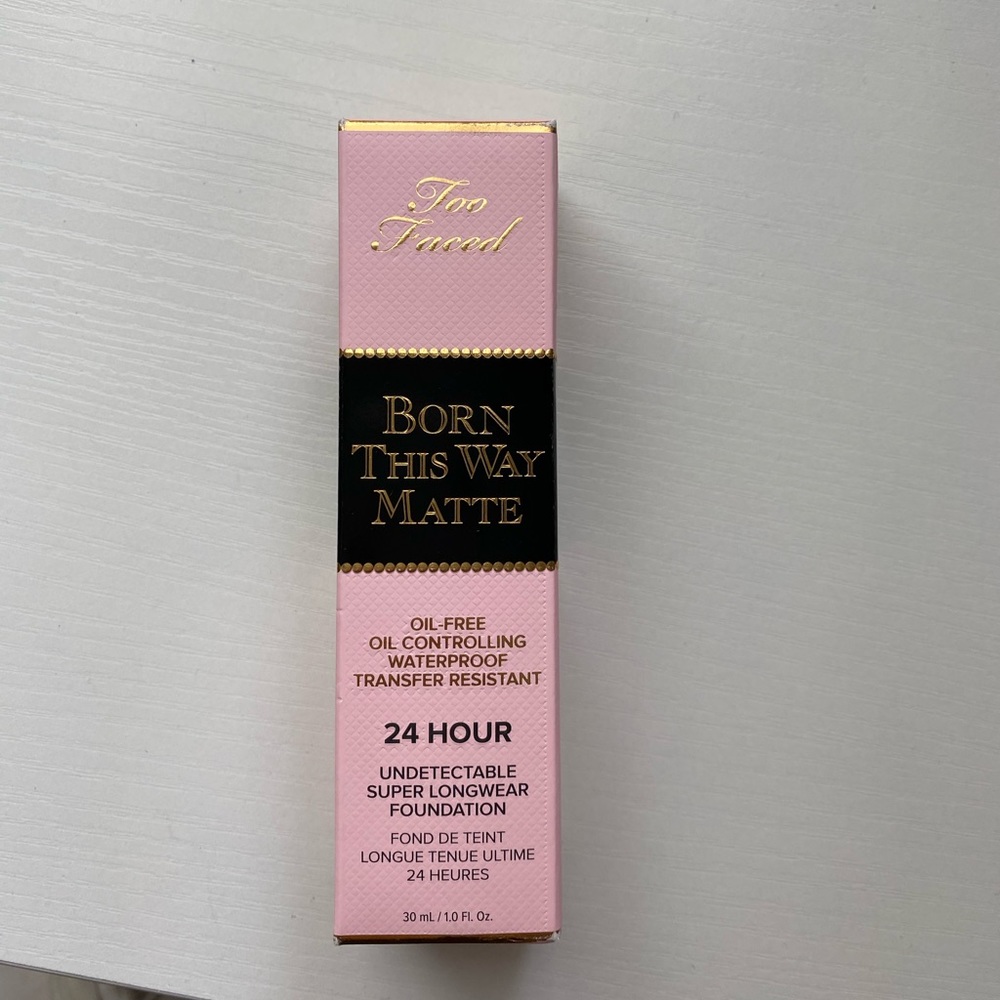 Too Faced Born this Way Foundation